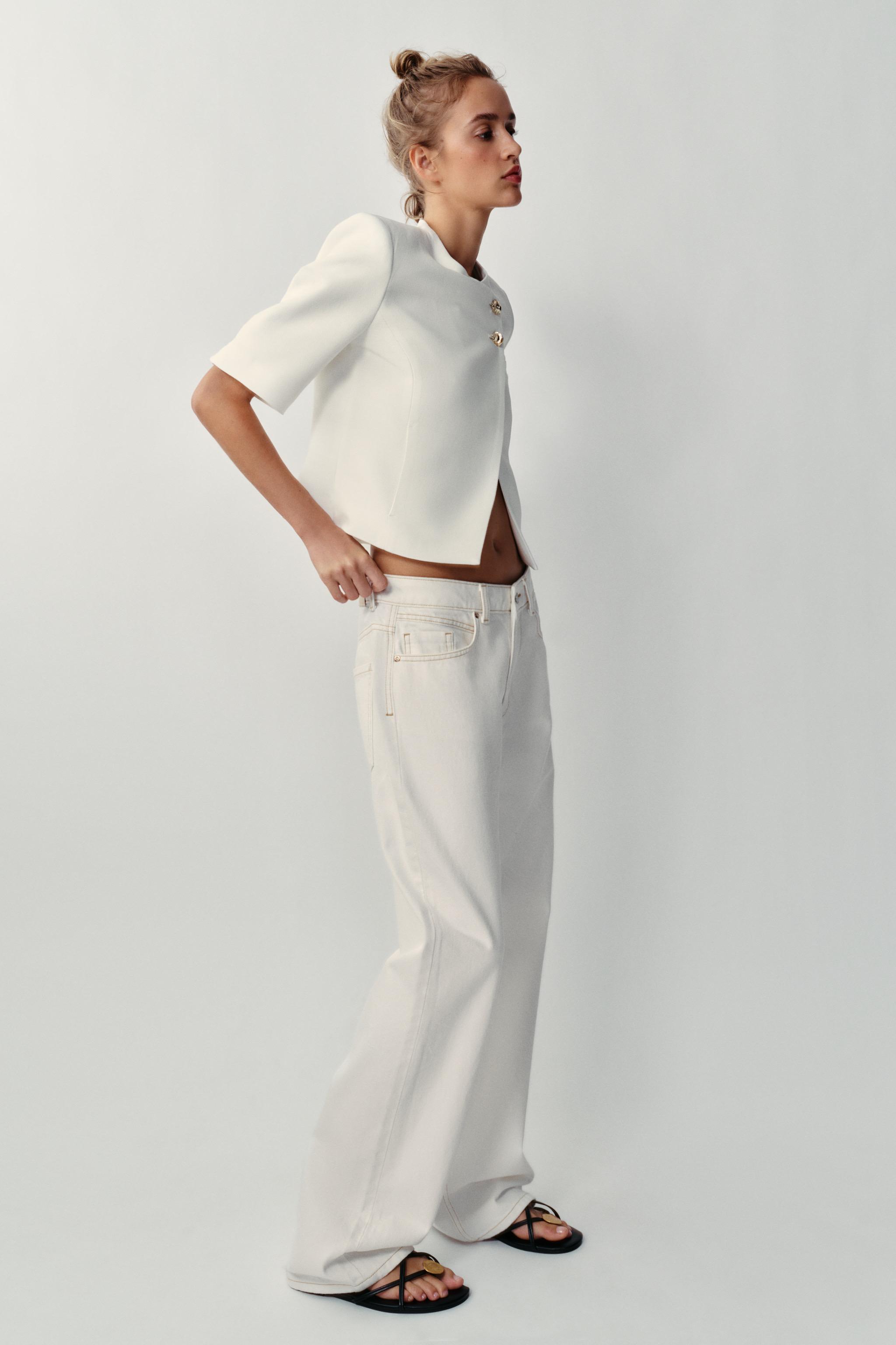 SHORT SLEEVE BLAZER WITH SHOULDER PADS